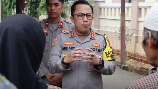 Kabid Humas Polda Metro Jaya, Kombes Ade Ary Syam Indradi. [Instagram]